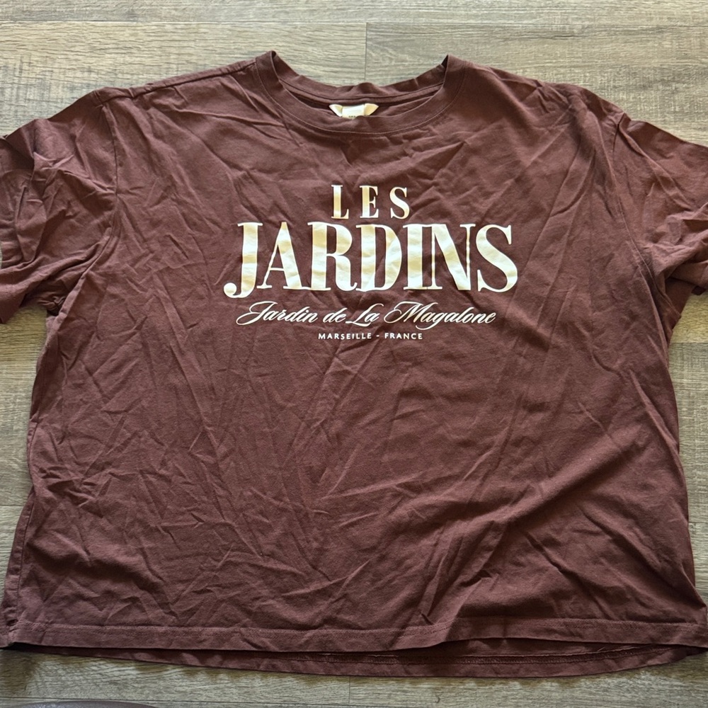 H&M Women's Short Sleeve Tee in brown with White Graphic